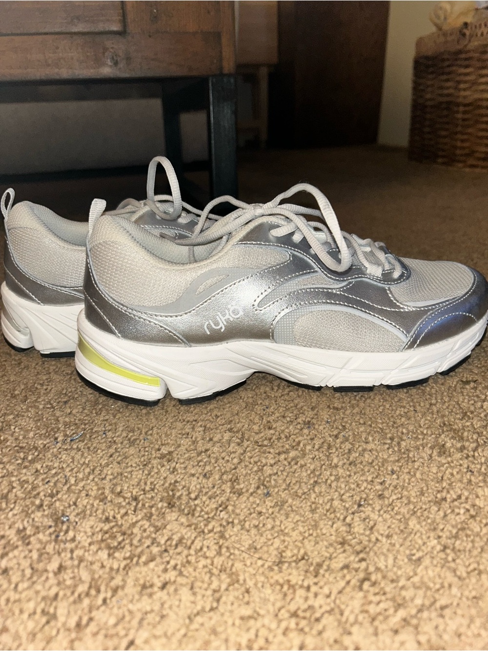 Ryka Lightweight Mesh Walking Sneakers Integrity NEW 8.5 W